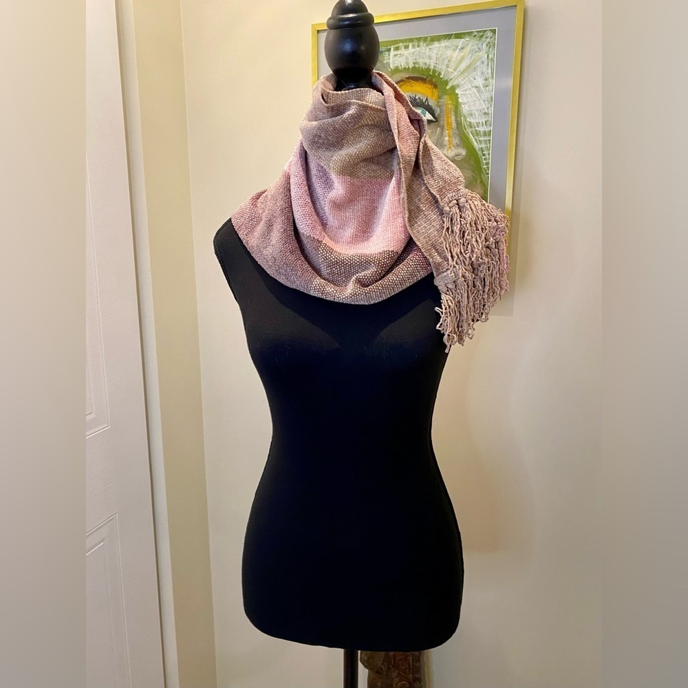 🆕 NWOT / Marcia Hammond handwoven velvety  chenille pastels scarf 🧣 - Picture 9 of 10